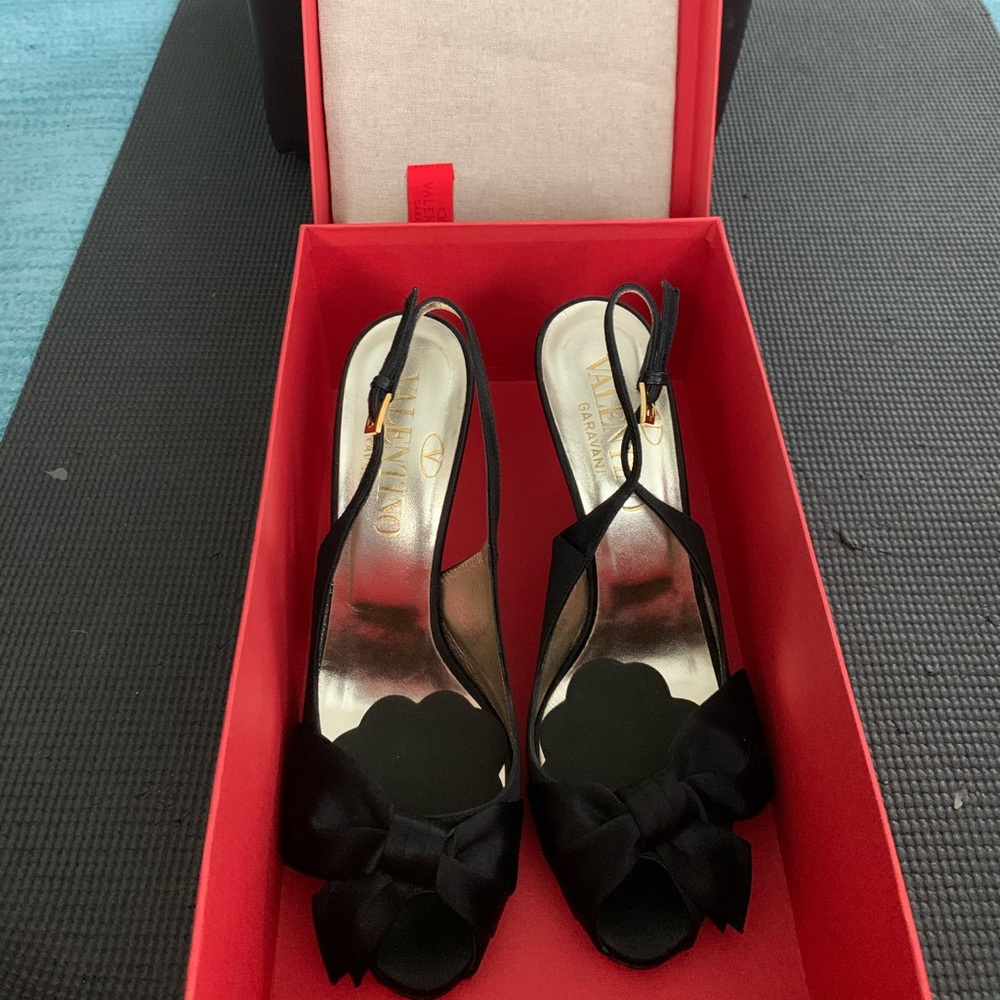 Valentino Garavani Ankle strap heels